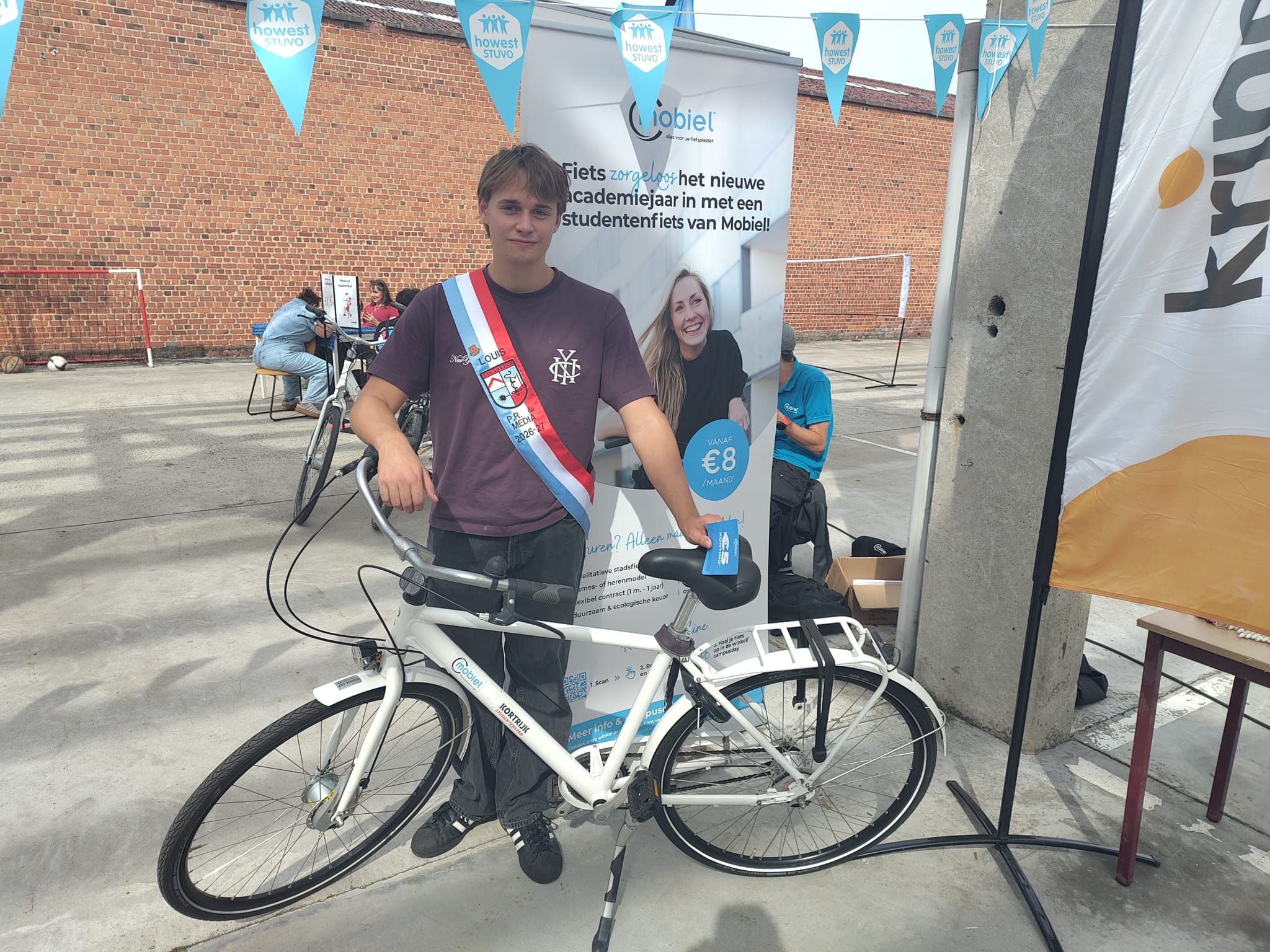 Student Louis is heel tevreden met de huur van de studentenfiets van Mobiel.